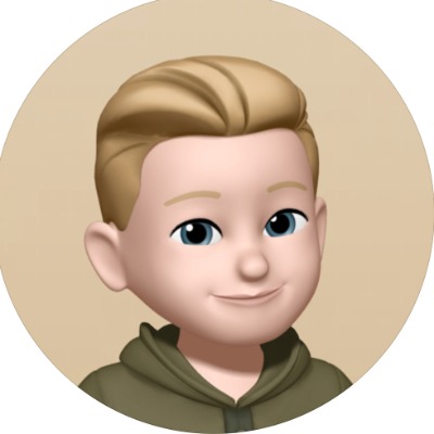 Lukas L.